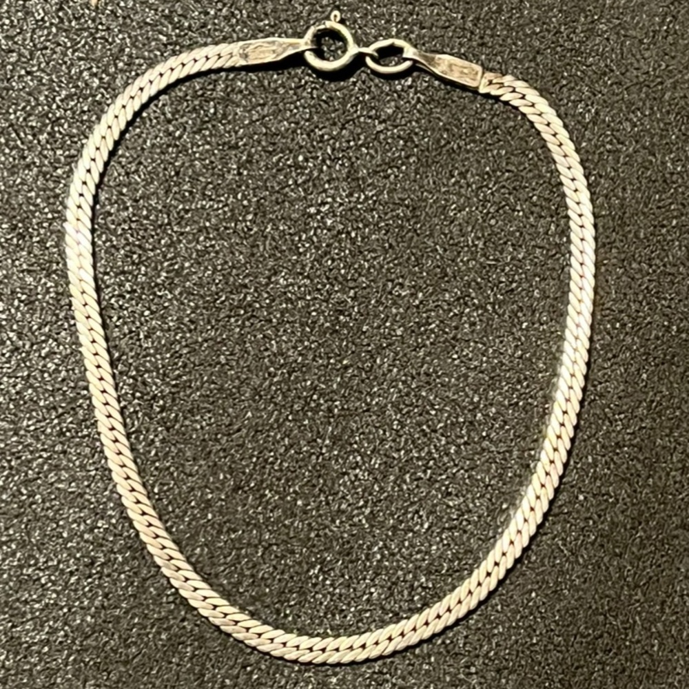 🌟Sterling Silver Herringbone Bracelet